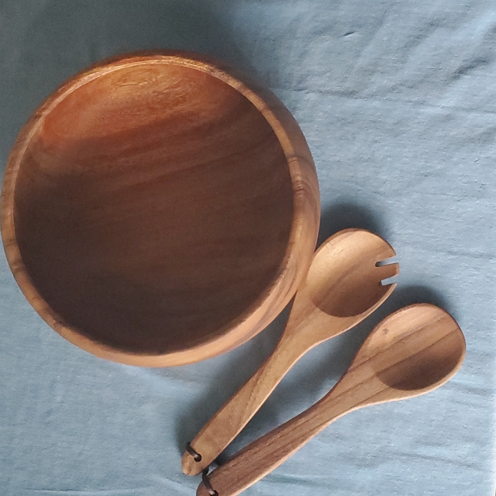 Crate and Barrel New never used salad bowl and matching servers.